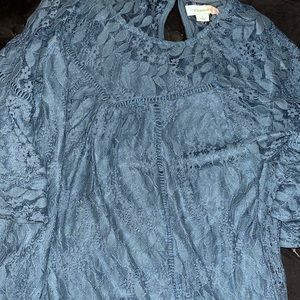 Francesca’s dark blue lace dress